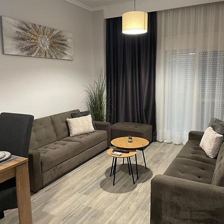 Dt Luxury Apartment Néa Péramos Esterno foto