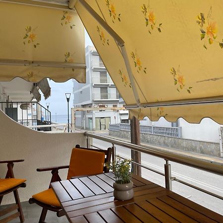 Dt Luxury Apartment Néa Péramos Esterno foto