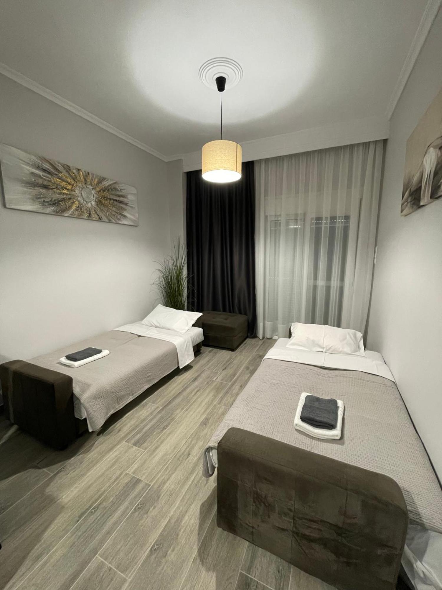 Dt Luxury Apartment Néa Péramos Esterno foto