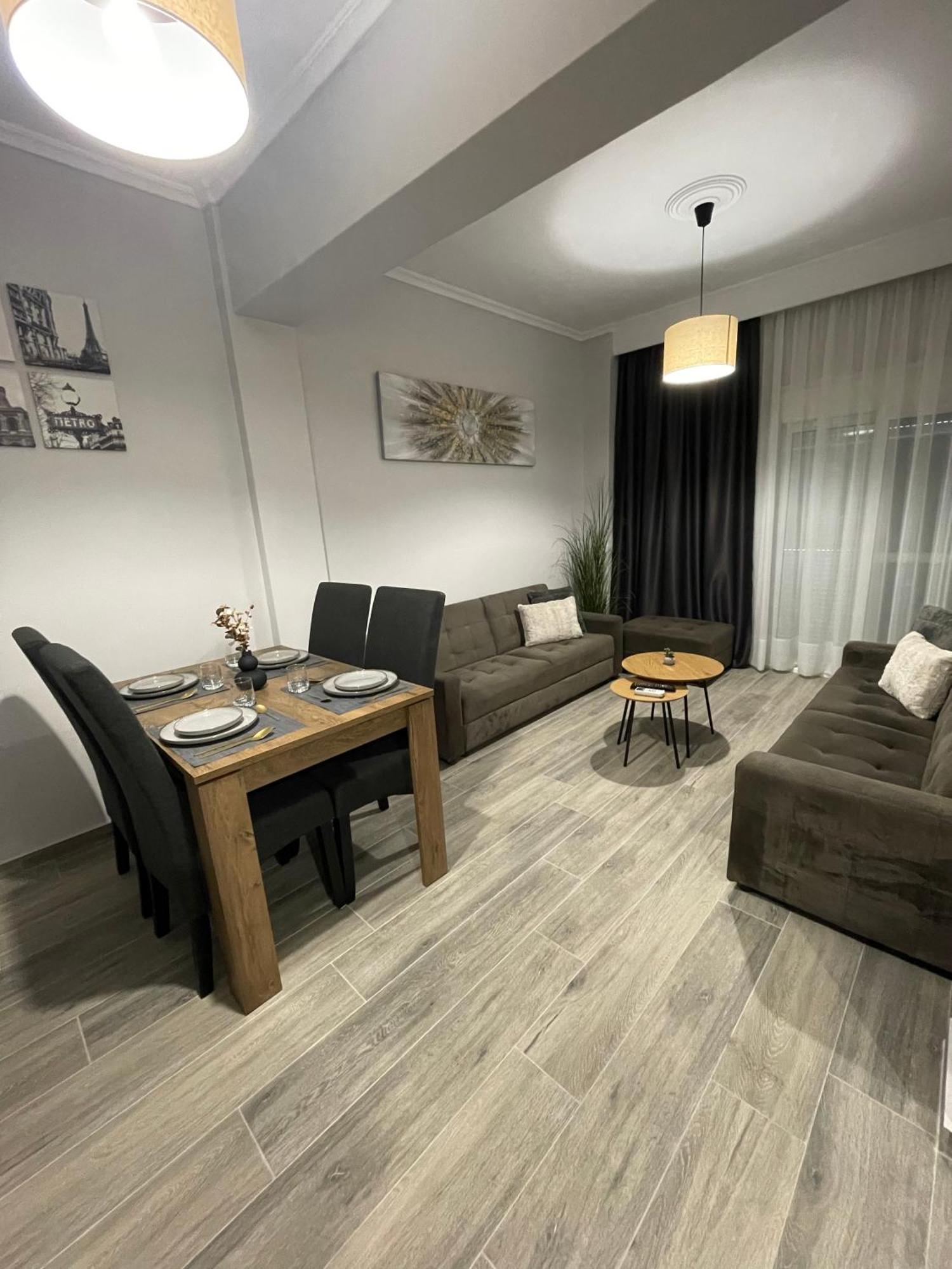 Dt Luxury Apartment Néa Péramos Esterno foto