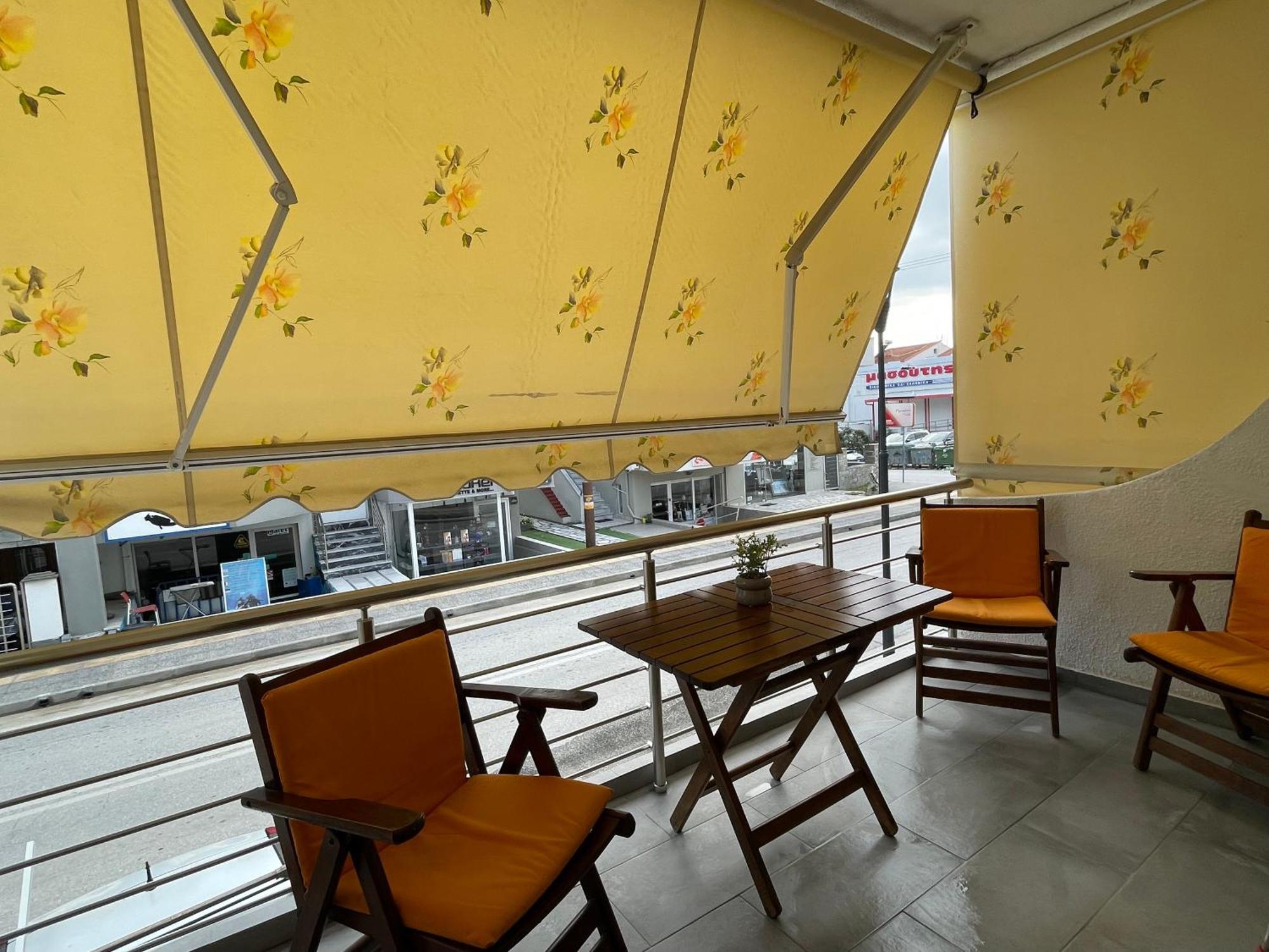 Dt Luxury Apartment Néa Péramos Esterno foto